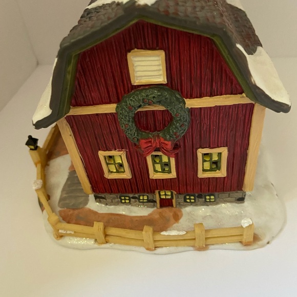 Santa’s Workbench Willow Walk Farm Lighted Christmas Village - Picture 5 of 11